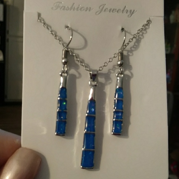 Jewelry - Necklace and earring set